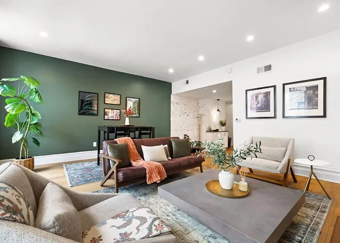 Hostwise - The Palo - Stylish War Streets Retreat, Highly Walkable Pittsburgh